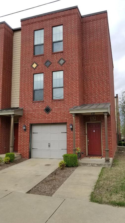 Old Fort Loft King & Queen Suites Nearest Accomodation To Marshals Museum Power Your Ev For Free! Fort Smith Kültér fotó