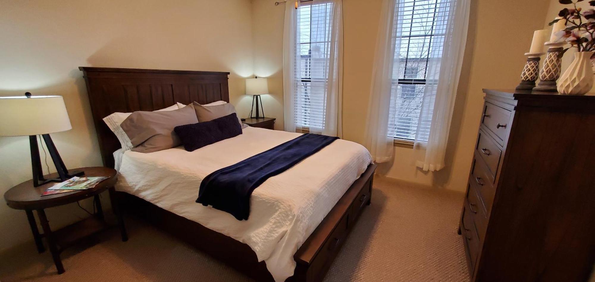 Old Fort Loft King & Queen Suites Nearest Accomodation To Marshals Museum Power Your Ev For Free! Fort Smith Kültér fotó
