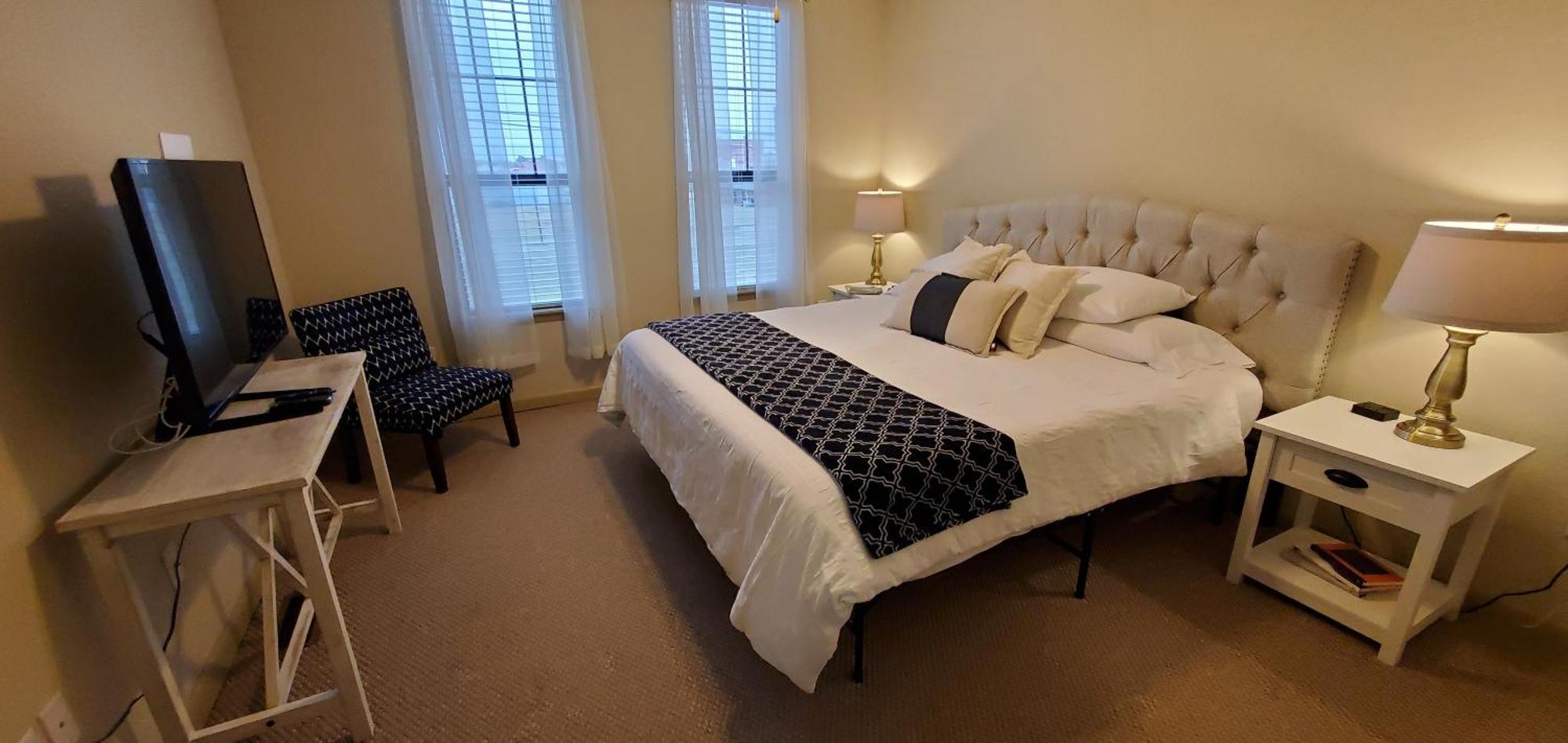 Old Fort Loft King & Queen Suites Nearest Accomodation To Marshals Museum Power Your Ev For Free! Fort Smith Kültér fotó